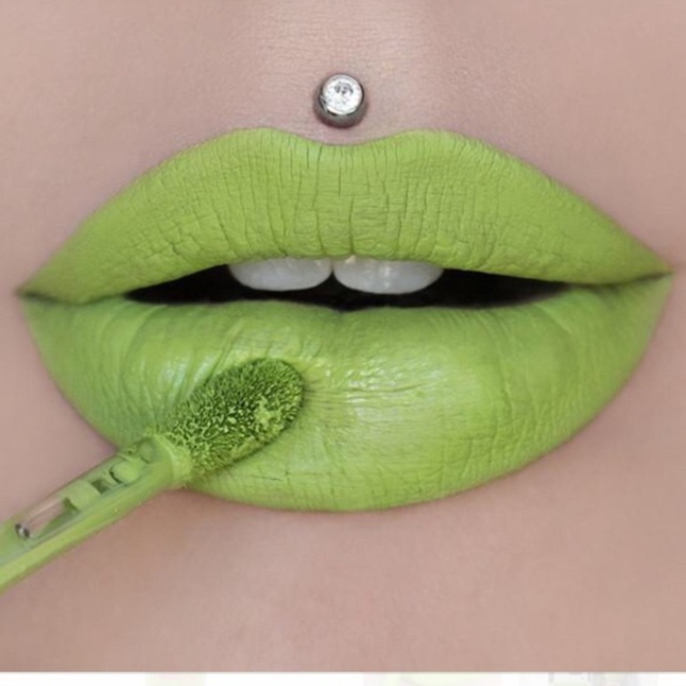 Jeffree Star Velour Liquid Lipstick Venus Flytrap